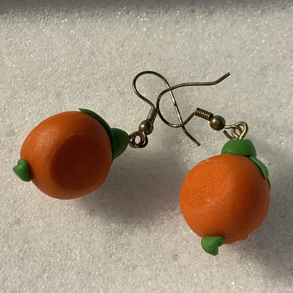 Vintage Plastic Halloween Pumpkin Orange Dangle Earrings Anthropomorphic - Picture 2 of 2